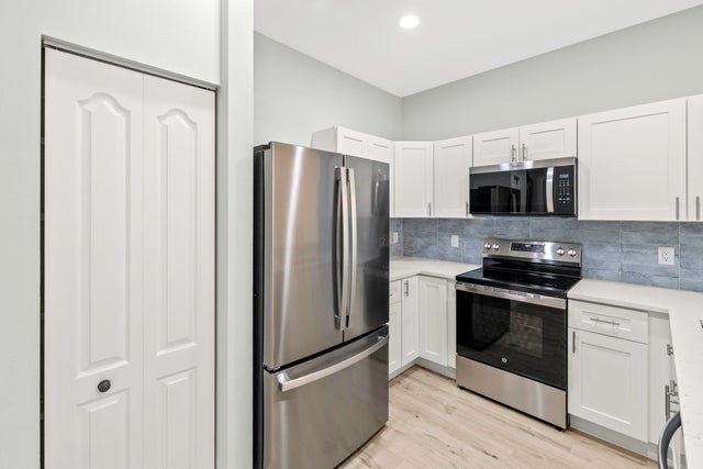 5 of 33 - 216 River Bluff Lane, Royal Palm Beach, FL