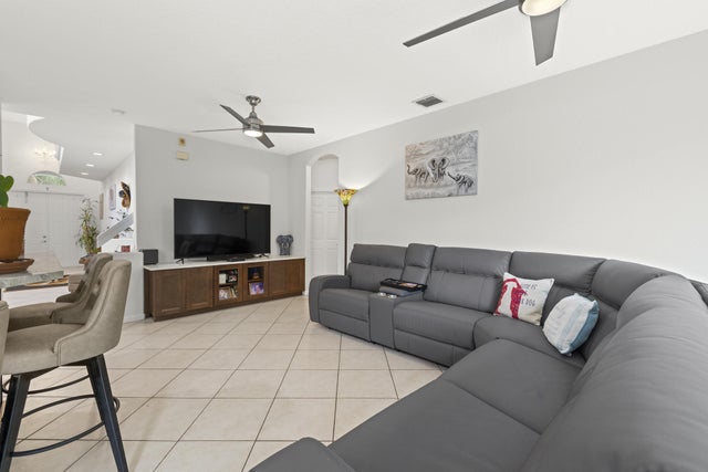 5 of 29 - 4036 Nw Coontie Court, Lake Worth, FL