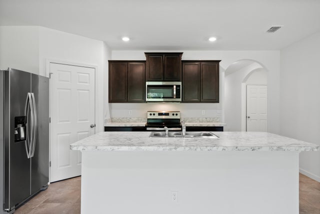4 of 34 - 5616 Amusement Avenue, Fort Pierce, FL