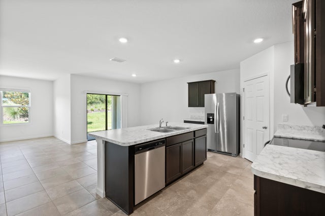5 of 34 - 5616 Amusement Avenue, Fort Pierce, FL