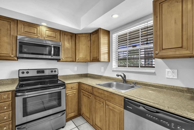 5 of 21 - 2130 Ne 36th Street #63, Lighthouse Point, FL