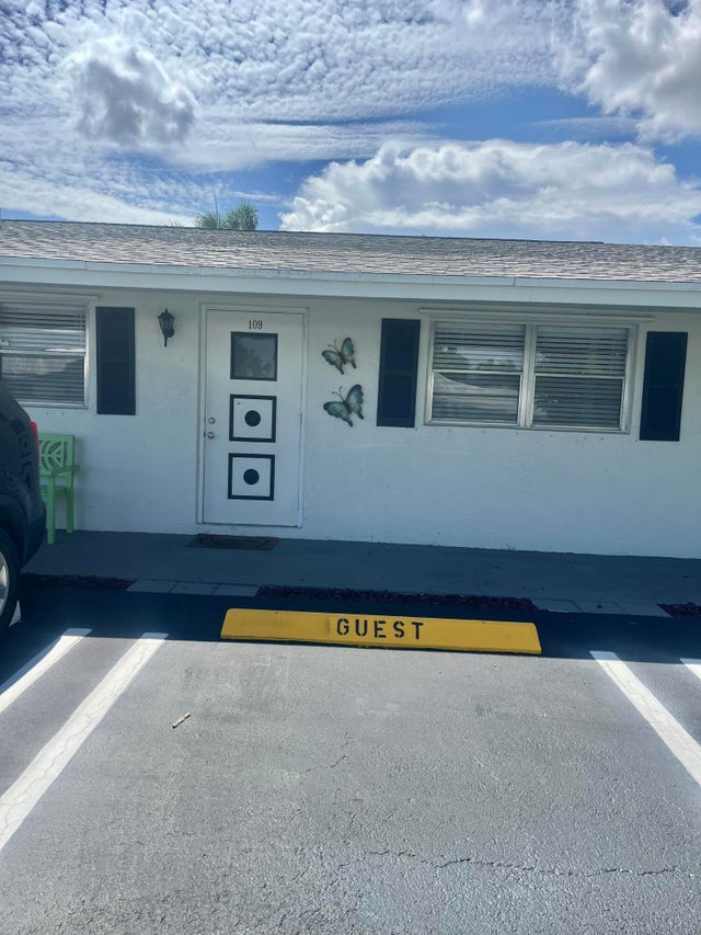 2 of 29 - 2100 Sw Lake Circle Drive #109, Boynton Beach, FL