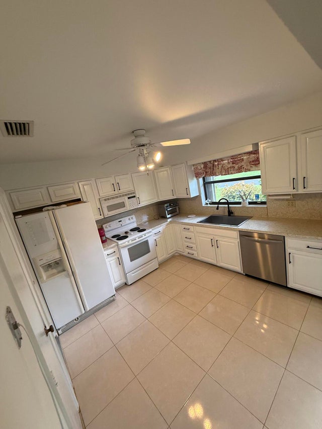4 of 31 - 9830 Bischofia Tree Way #b, Boynton Beach, FL