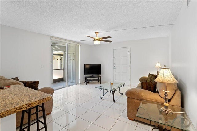 1124 Nw 13th Street #120a, Boca Raton