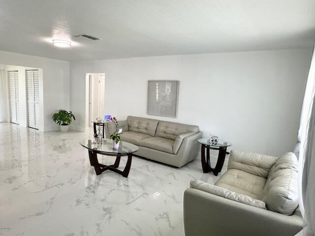 5 of 19 - 1902 Sw Roma Way, Boynton Beach, FL