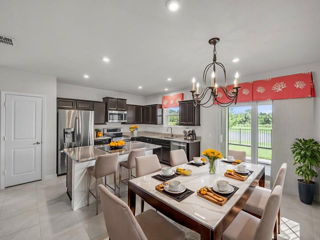 5 of 26 - 3526 Carriage Pointe Circle, Fort Pierce, FL