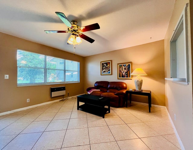 1 of 14 - 319 Norwich N, West Palm Beach, FL