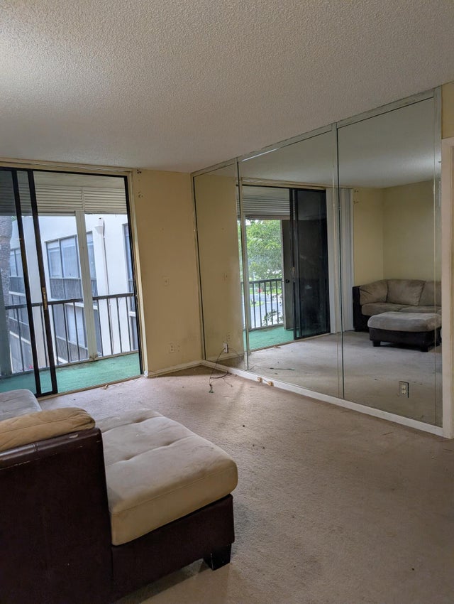 3 of 19 - 5220 Las Verdes Circle #321, Delray Beach, FL