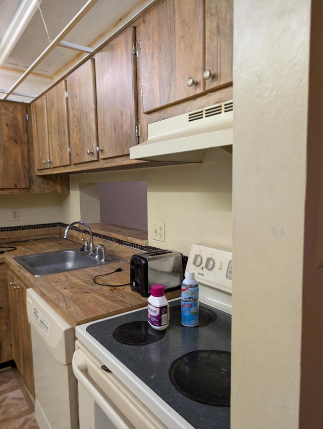 4 of 19 - 5220 Las Verdes Circle #321, Delray Beach, FL
