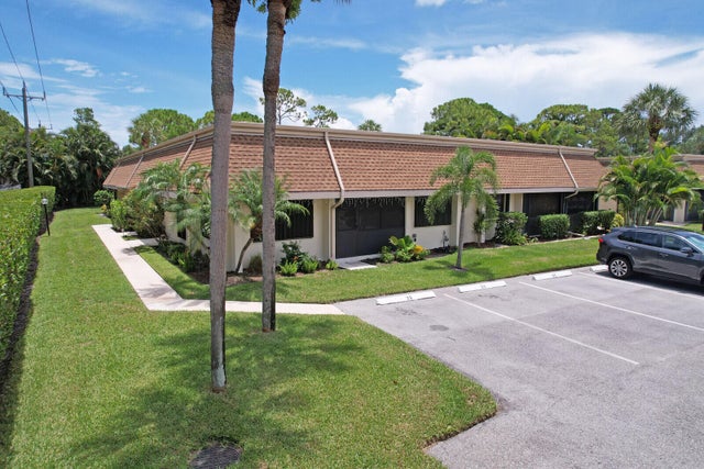 1 of 35 - 104 Half Moon Circle #a, Jupiter, FL