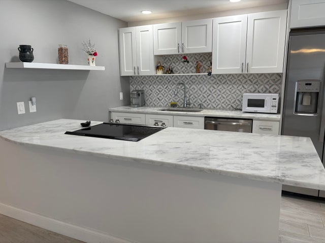 2 of 18 - 2084 Exeter E #2084 E, Boca Raton, FL
