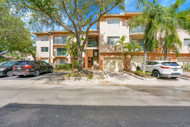 1 of 45 - 2033 Se 10th Avenue #616, Fort Lauderdale, FL