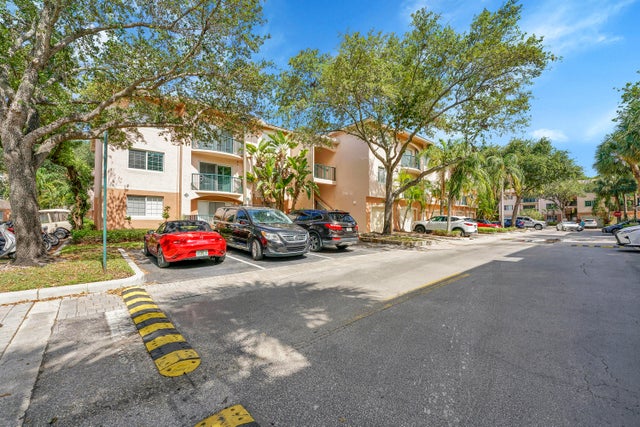 2 of 45 - 2033 Se 10th Avenue #616, Fort Lauderdale, FL