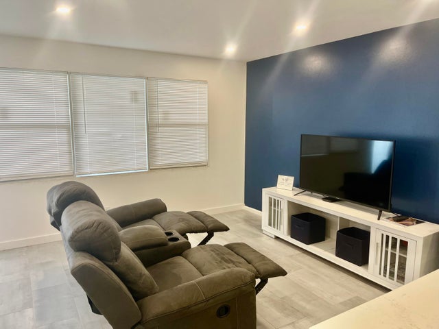 5 of 15 - 2036 Harwood D, Deerfield Beach, FL