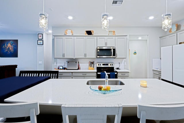 4 of 22 - 1832 Se Roxy Way, Stuart, FL
