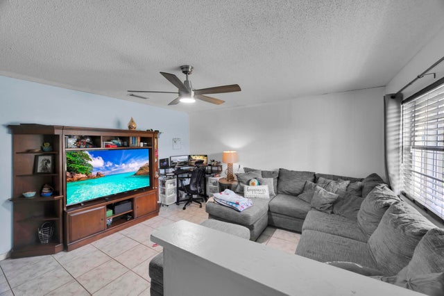 4 of 31 - 5107 Palm Drive, Fort Pierce, FL