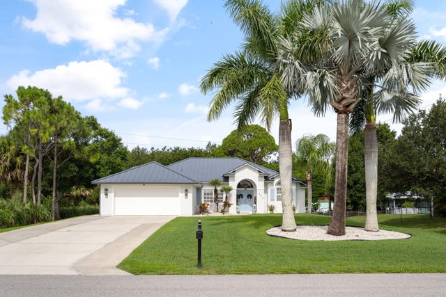 1 of 37 - 1655 4th Avenue Sw, Vero Beach, FL