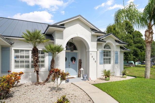 3 of 37 - 1655 4th Avenue Sw, Vero Beach, FL
