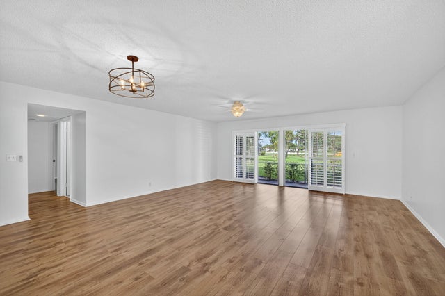 5 of 58 - 18390 Se Wood Haven Lane #d, Jupiter, FL