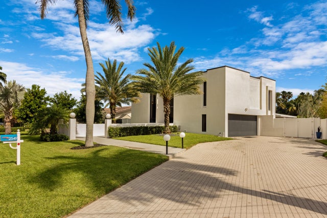 4 of 73 - 2549 Se 9th Street, Pompano Beach, FL