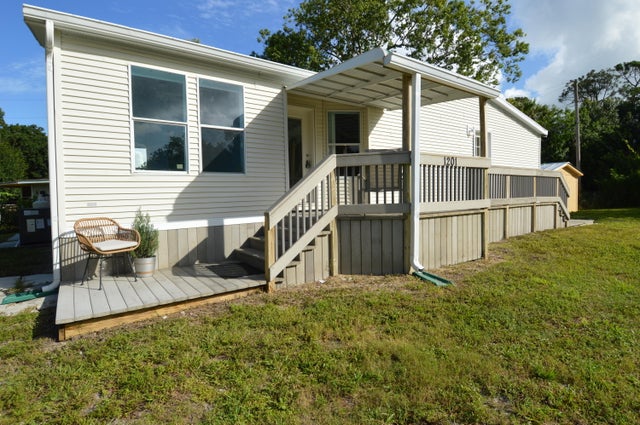 2 of 41 - 1201 Sw Sunshine Street, Stuart, FL