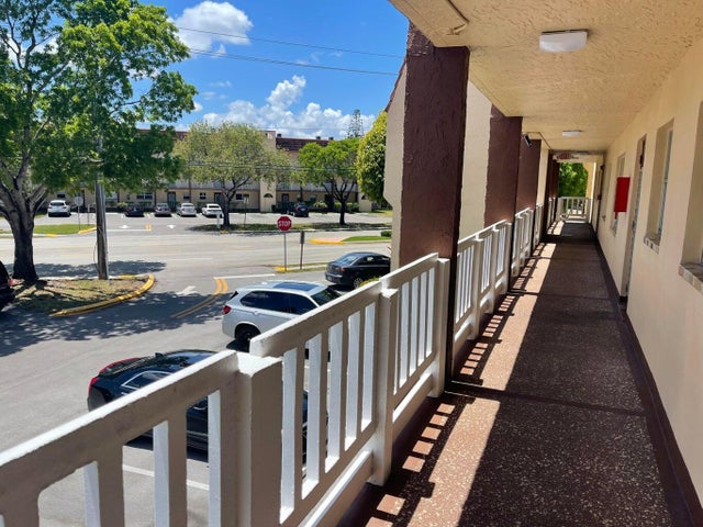 3 of 45 - 8901 Sunrise Lakes Boulevard #202, Sunrise, FL