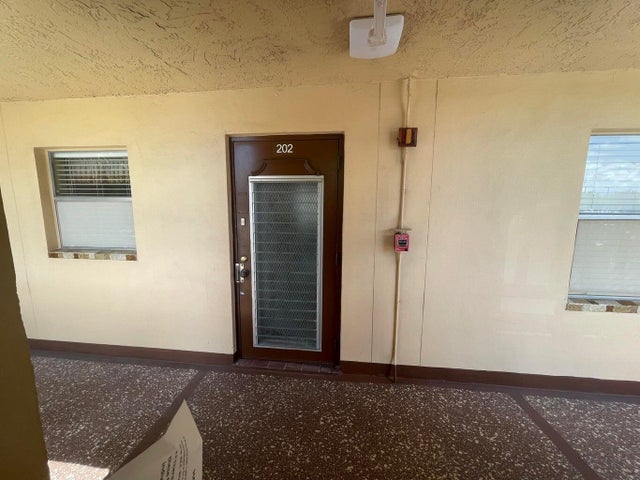 5 of 45 - 8901 Sunrise Lakes Boulevard #202, Sunrise, FL