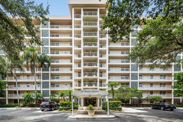 1 of 22 - 3520 Oaks Way #1004, Pompano Beach, FL