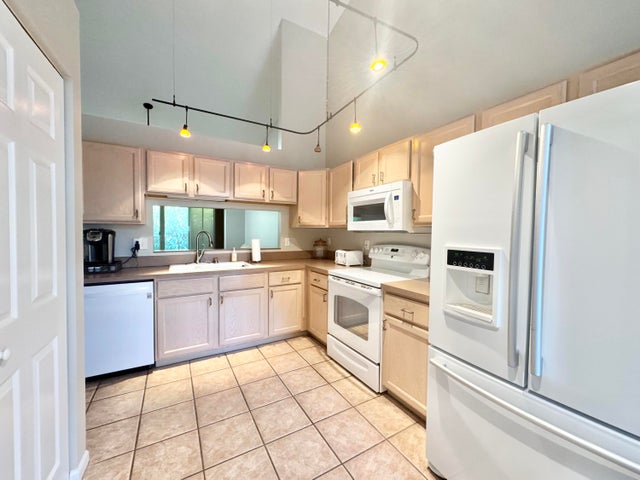 5 of 34 - 6399 Long Key Lane, Boynton Beach, FL