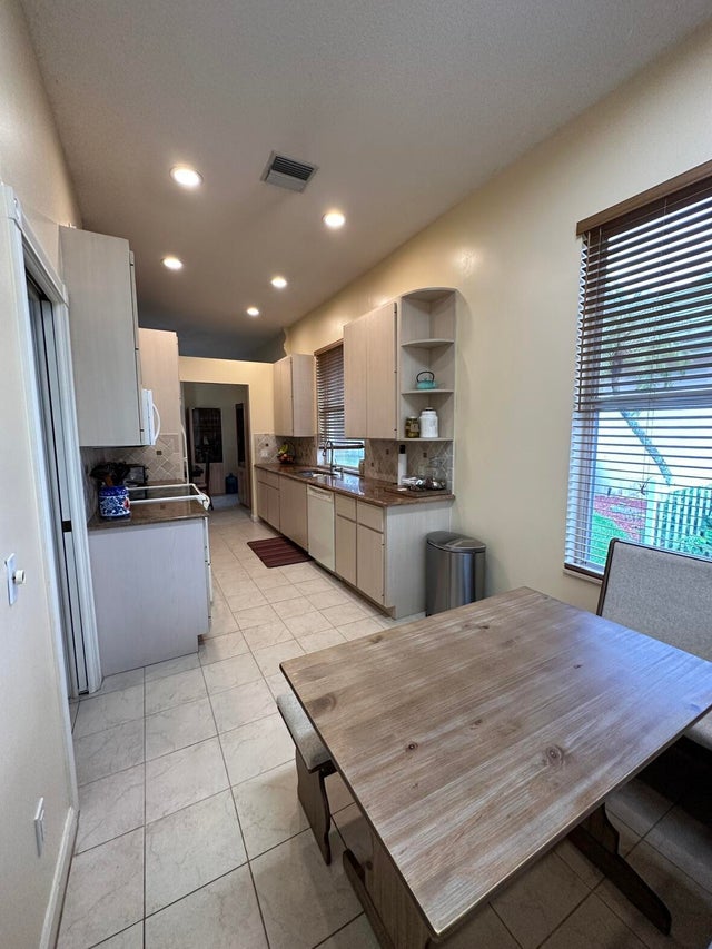 4 of 28 - 7461 Se Autumn Lane, Hobe Sound, FL
