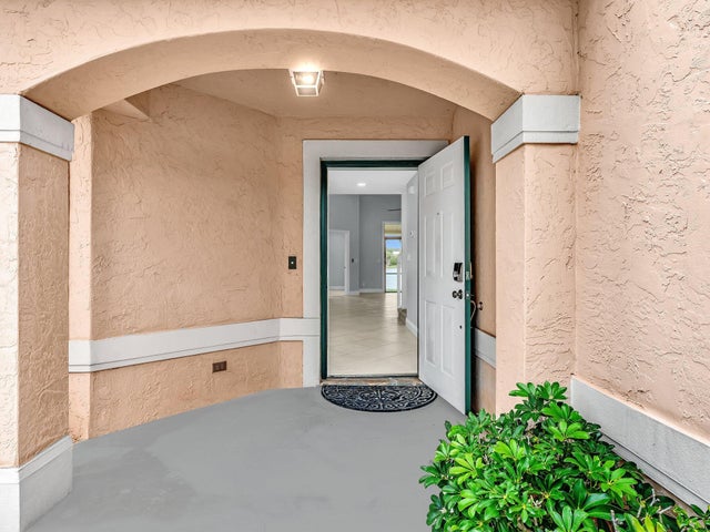 4 of 58 - 10727 Lake Shore Drive, Wellington, FL
