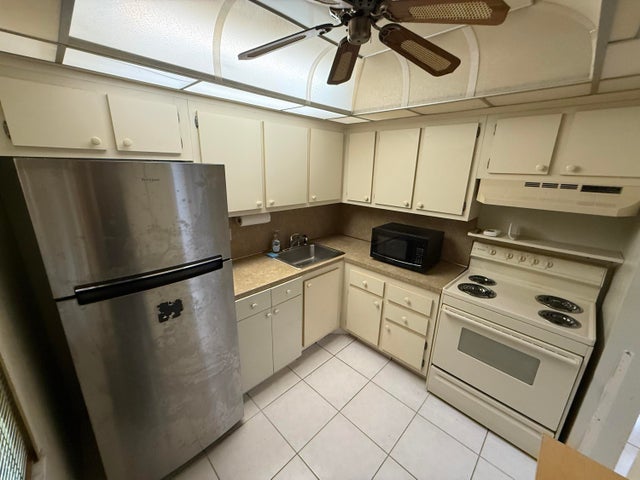 4 of 16 - 6190 Woodlands Boulevard #118, Tamarac, FL