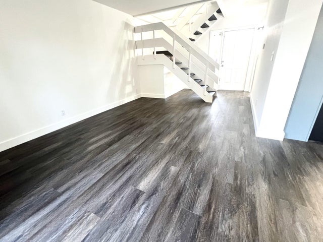 3 of 18 - 606 Sw 1st Street, Boynton Beach, FL