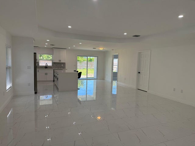 3 of 18 - 4147 Success Street, West Palm Beach, FL