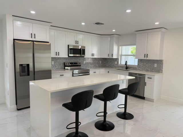 4 of 18 - 4147 Success Street, West Palm Beach, FL