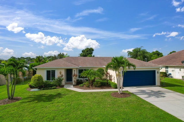 1 of 35 - 1608 Sw Cefalu Circle, Port Saint Lucie, FL