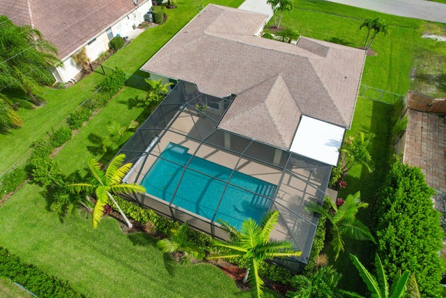 2 of 35 - 1608 Sw Cefalu Circle, Port Saint Lucie, FL