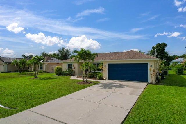 3 of 35 - 1608 Sw Cefalu Circle, Port Saint Lucie, FL