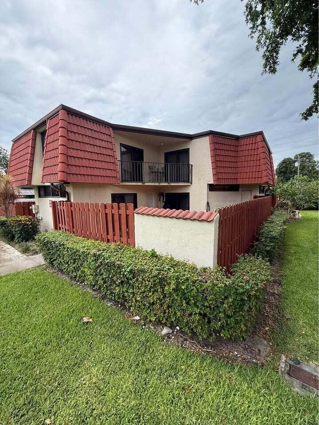 3830 Victoria Drive, West Palm Beach