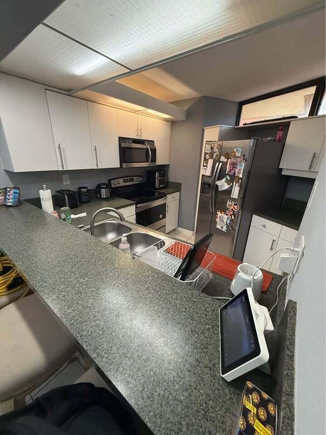 4 of 21 - 3830 Victoria Drive, West Palm Beach, FL