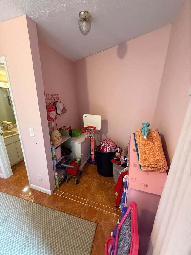 5 of 21 - 3830 Victoria Drive, West Palm Beach, FL