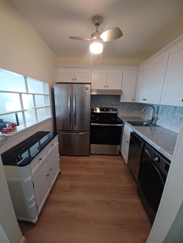 5 of 15 - 3120 Cynthia Lane #204, Lake Worth Beach, FL