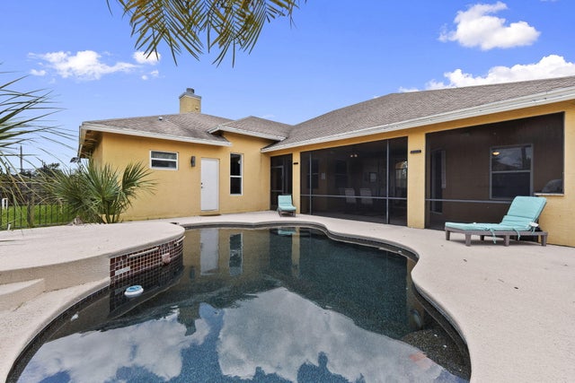 2 of 35 - 2725 Sw Rosser Boulevard, Port Saint Lucie, FL