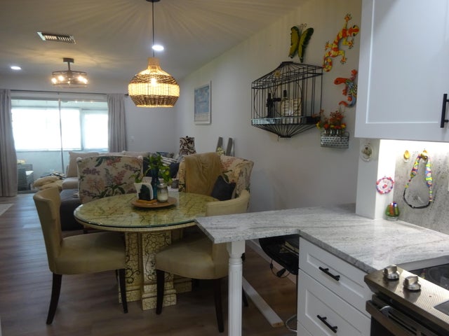 4 of 21 - 2864 Crosley Drive E #a, West Palm Beach, FL