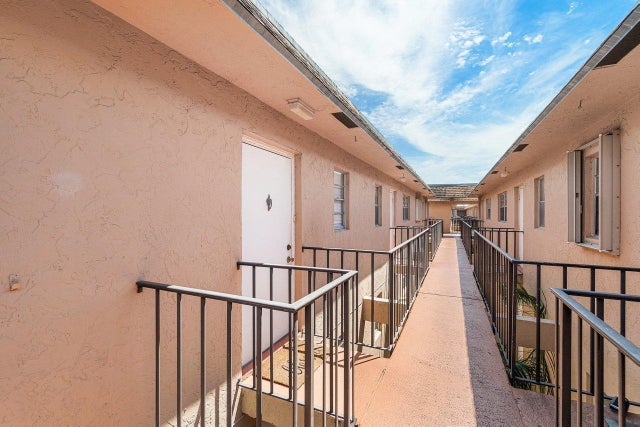 5 of 18 - 600 Sw 2nd 2390 Avenue #2390, Boca Raton, FL