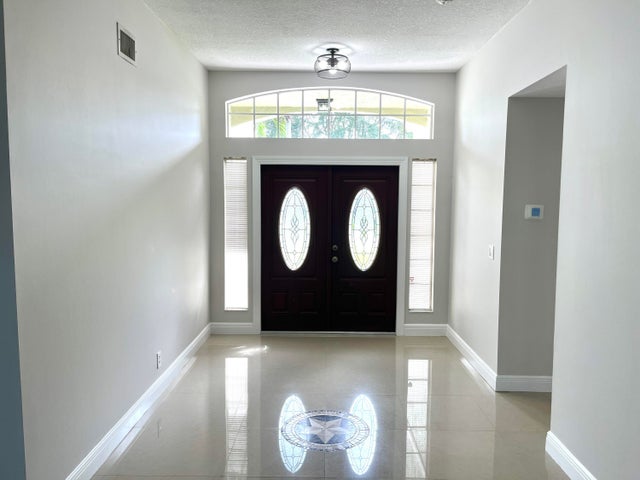 3 of 29 - 1112 Wild Cherry Lane, Wellington, FL