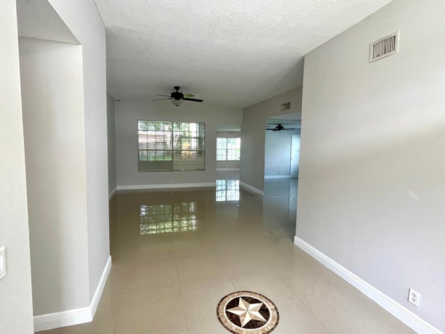 4 of 29 - 1112 Wild Cherry Lane, Wellington, FL