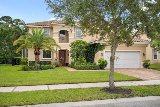 2 of 52 - 5437 Sw Honeysuckle Court, Palm City, FL