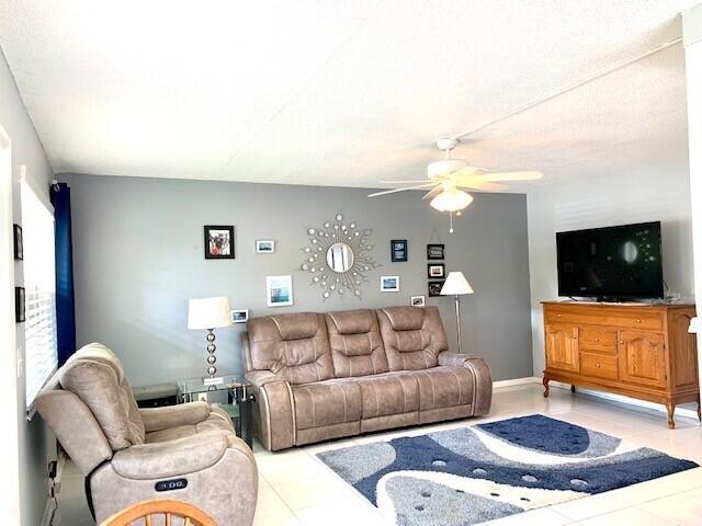 1 of 44 - 106 Hastings G, West Palm Beach, FL
