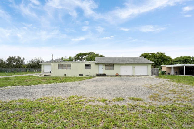 5 of 21 - 2155 Prairie Road, Palm Springs, FL